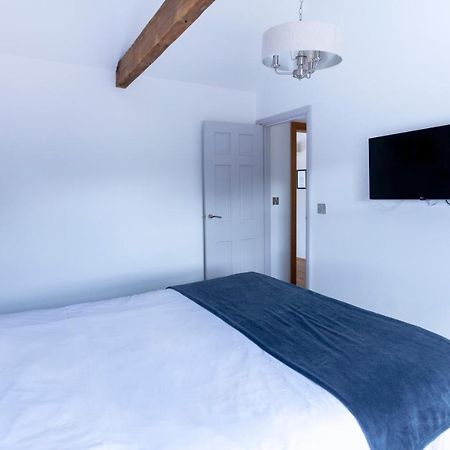 Apartment 6 At Number 8: City Centre, 1 Bedroom, Sofa Bed In Lounge Canterbury Zewnętrze zdjęcie